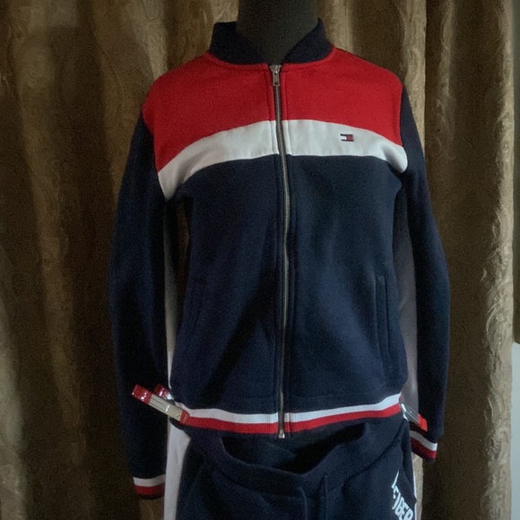 Tommy Hilfiger Sweat Jacket and Sweat Pants - Picture 2 of 7